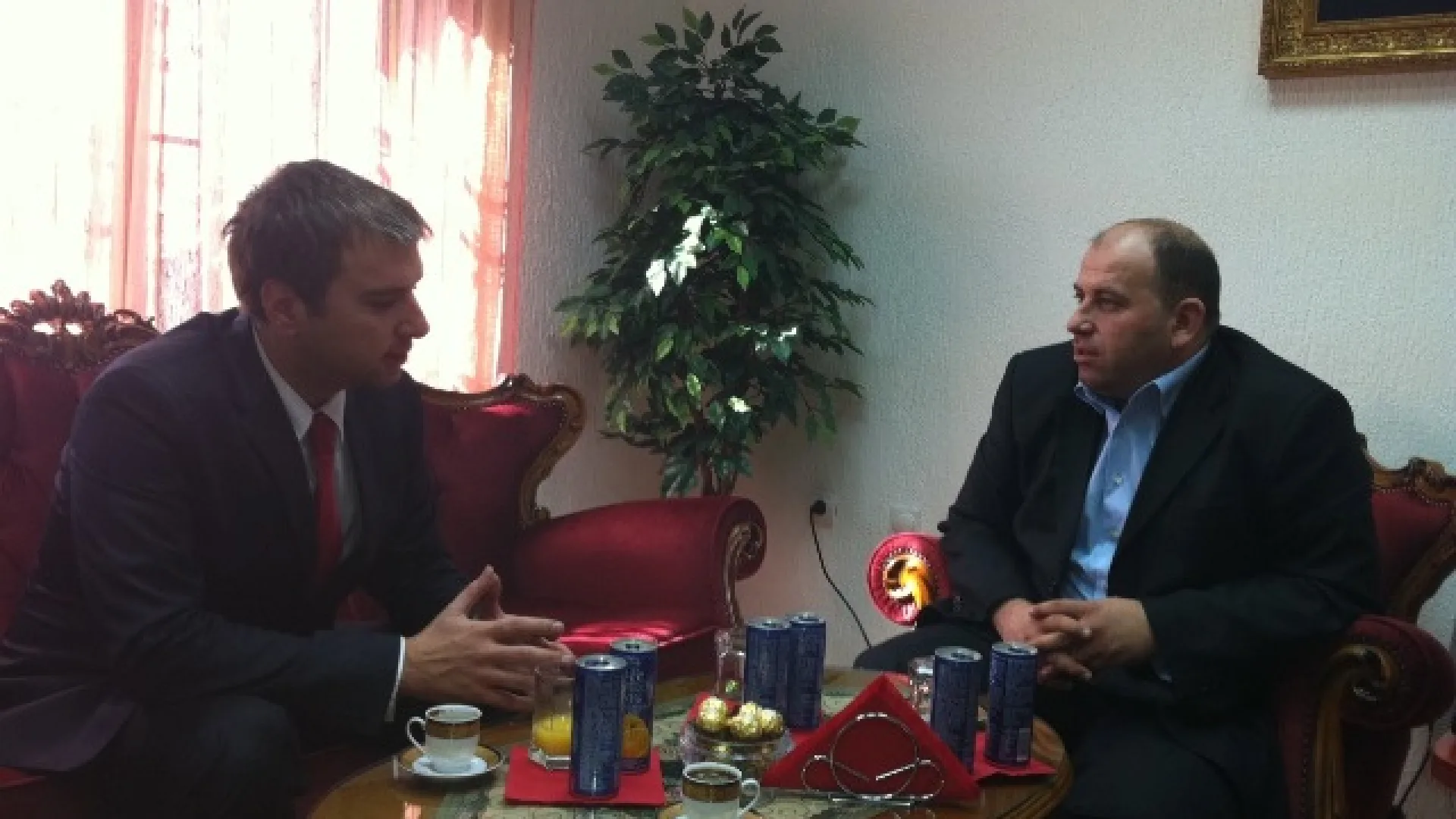 Ambasador BiH Branimir Jukić posjetio reisa Islamske zajednice Rifata Fejzića