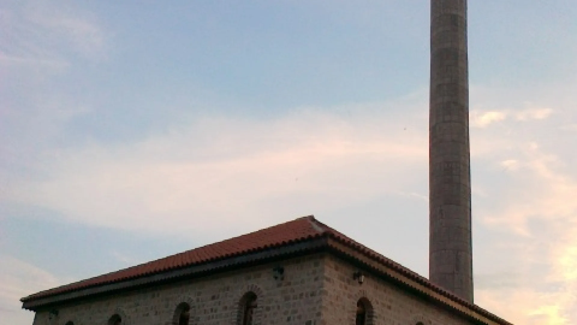 Otvaranje Stare nizamske džamije u Tuzima