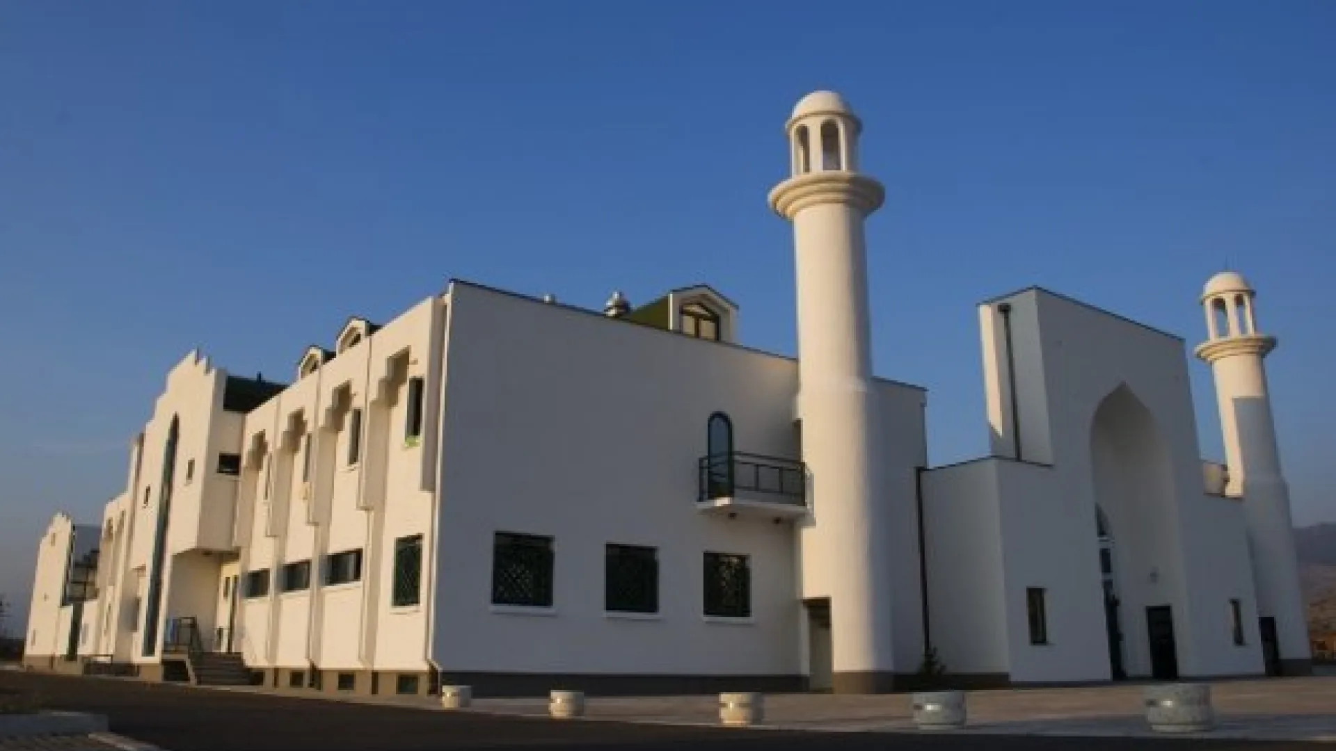 ISLAMSKA ZAJEDNICA U CRNOJ GORI