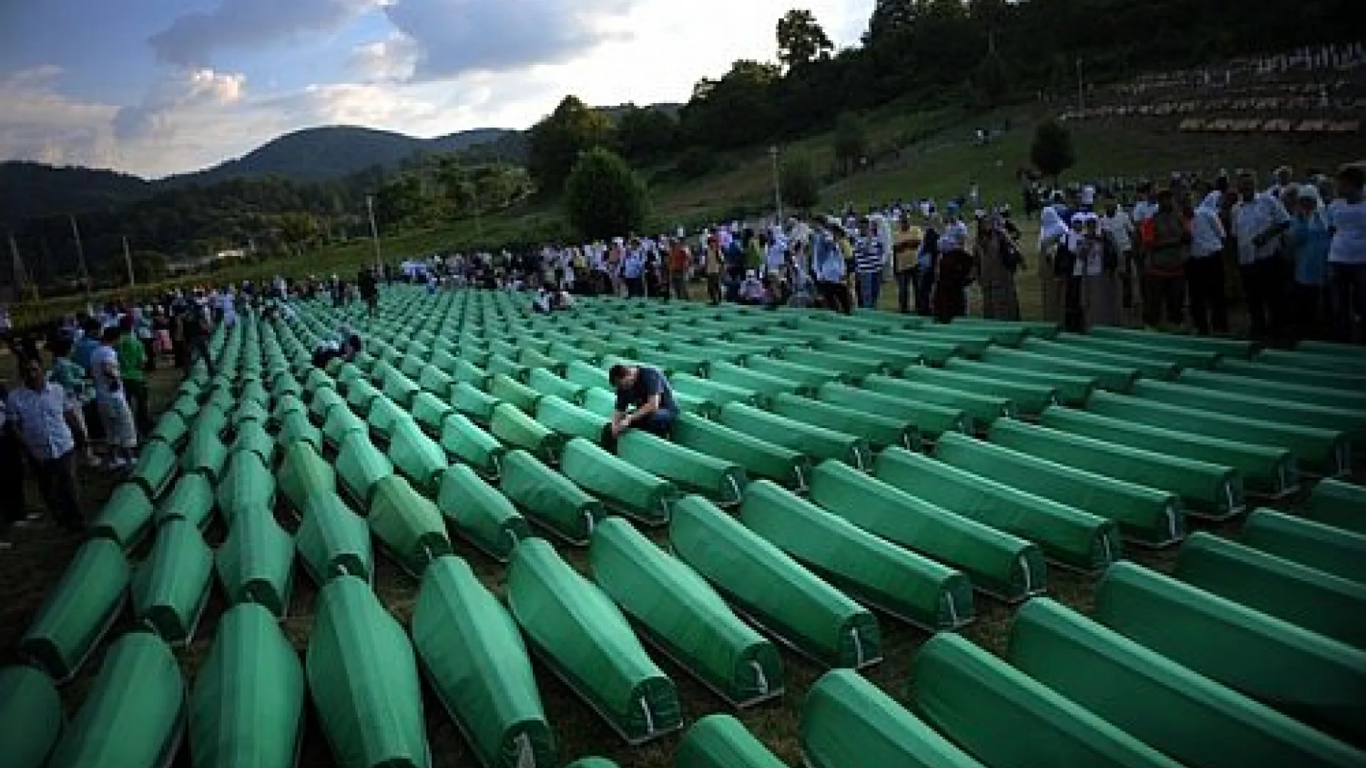 16 GODINA OD GENOCIDA U SREBRENICI