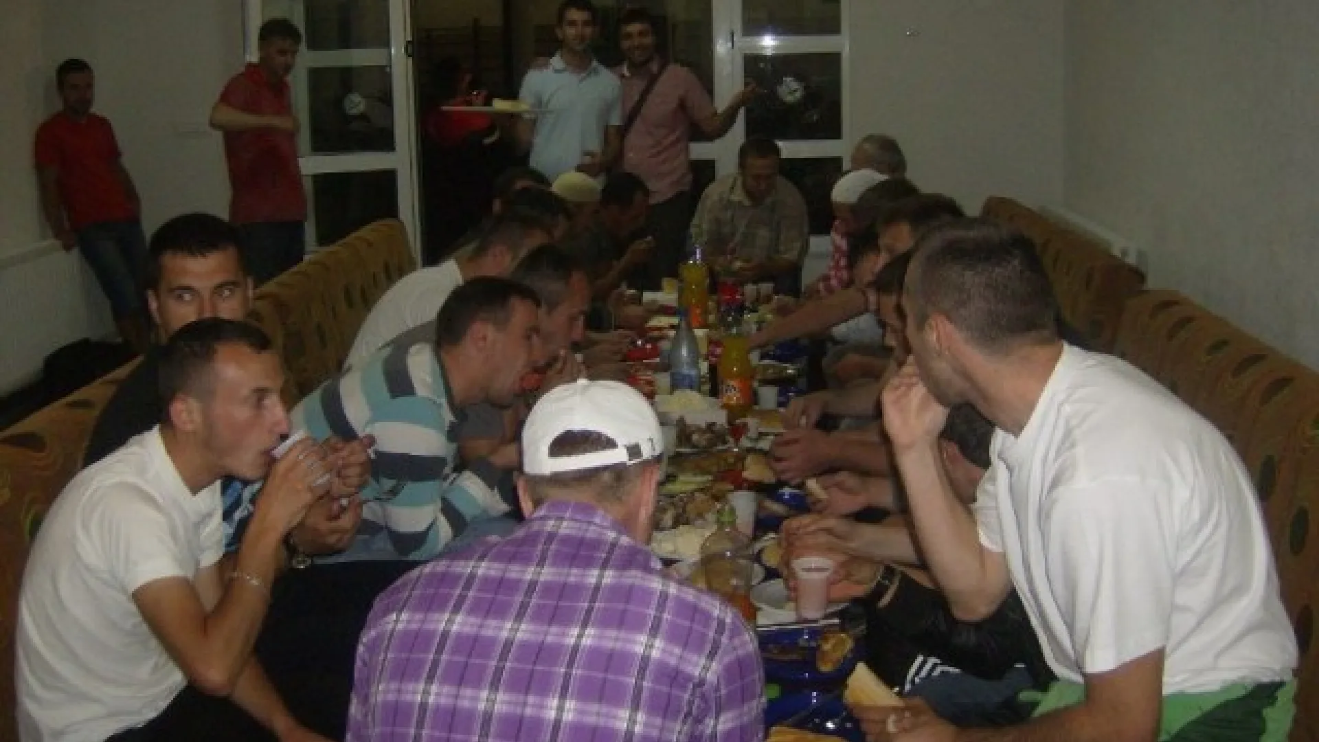 Tradicionalni iftar u Rasovu