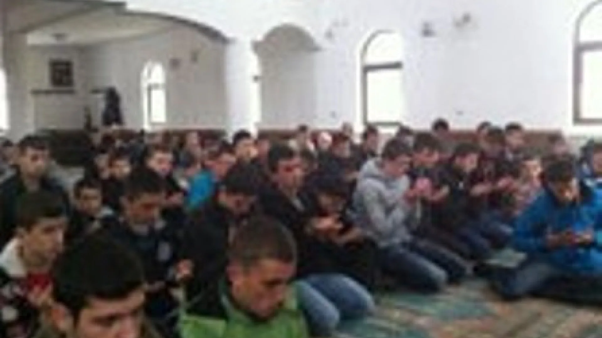 Učenici medrese "Mehmed Fatih" proučili hatmu ramhetli Hamdiji Biciću iz Gusinja