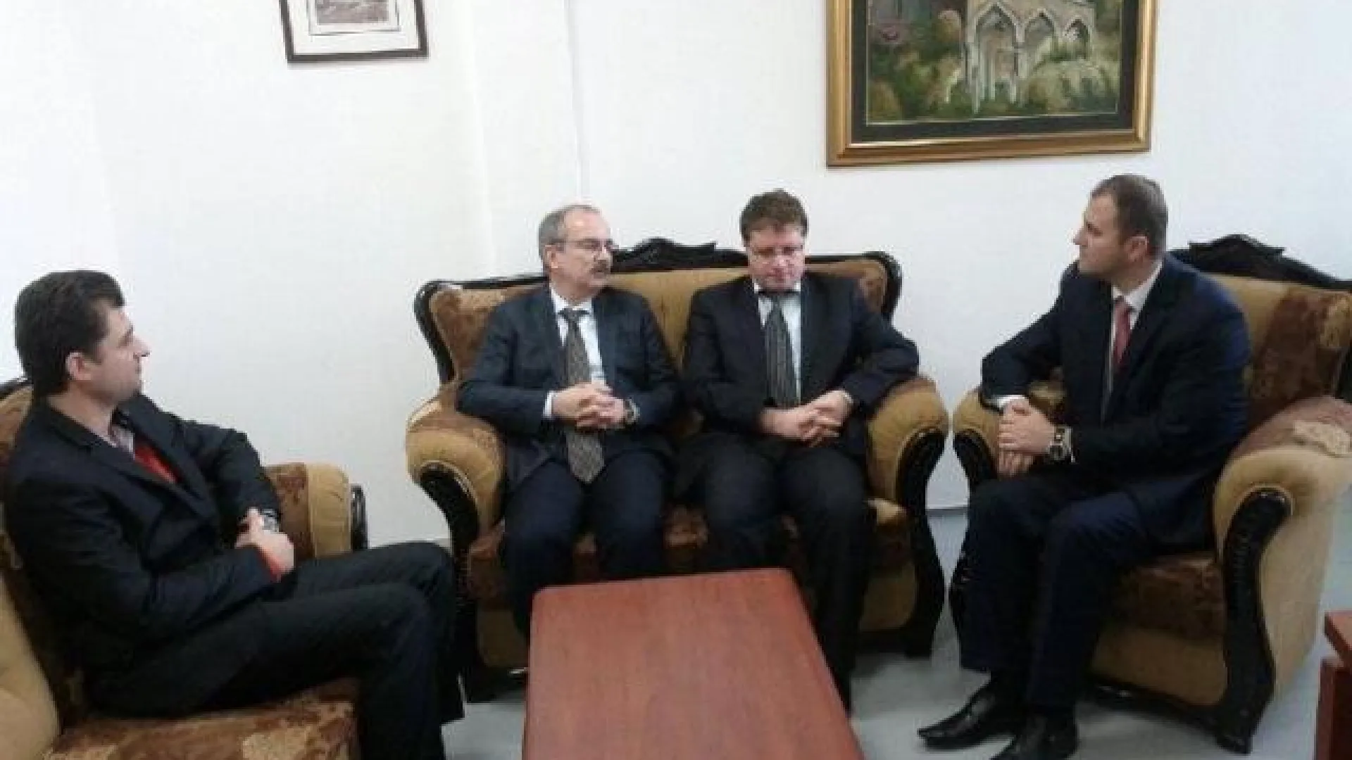 Ambasador Republike Turske Mehmet Niyazi Tanilir posjetio medresu "Mehmed Fatih"