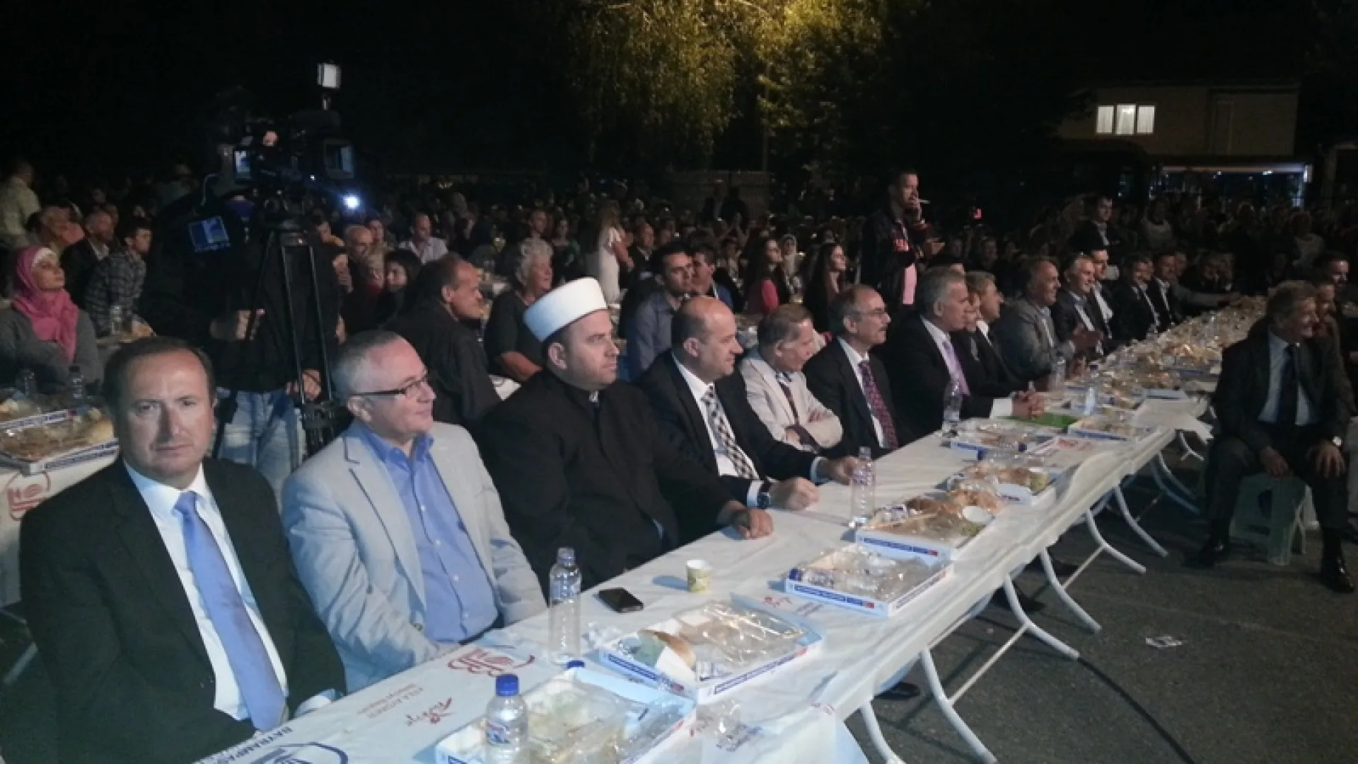 Istanbulska opština Bajrampaša, opština Plav i Islamska zajednica u Crnoj Gori upriličili najveći iftar u Plavu