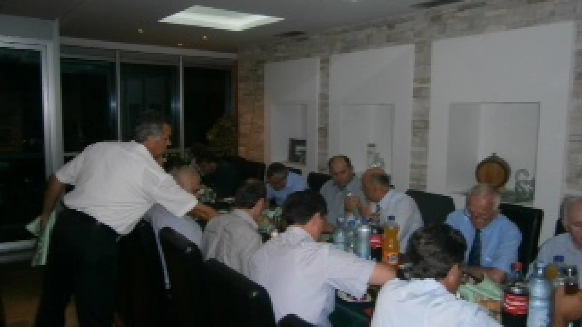 Reis Fejzić sa saradnicima na iftaru u Ulcinju