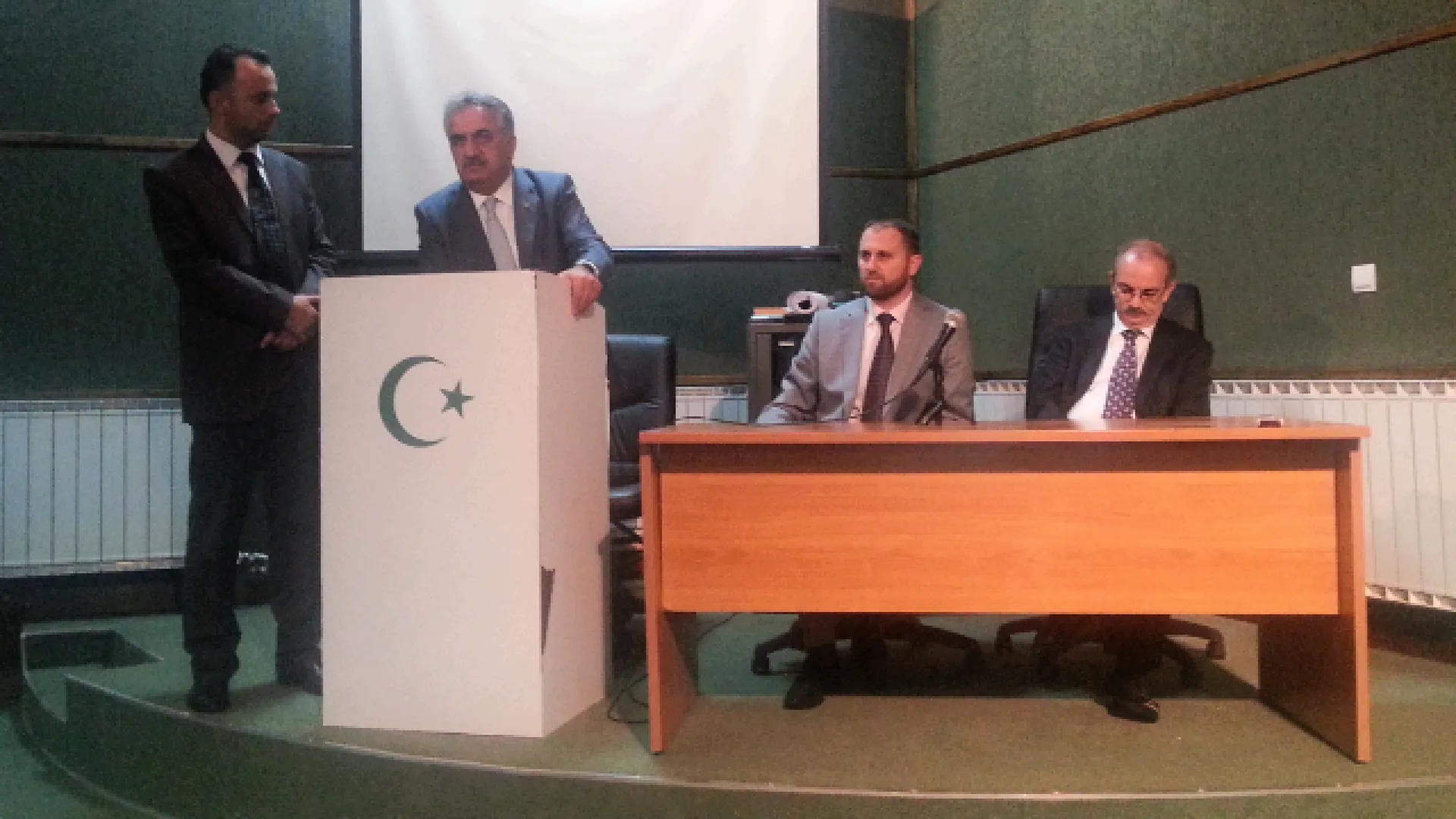 Ministar Hayati Yazici posjetio medresu “Mehmed Fatih”