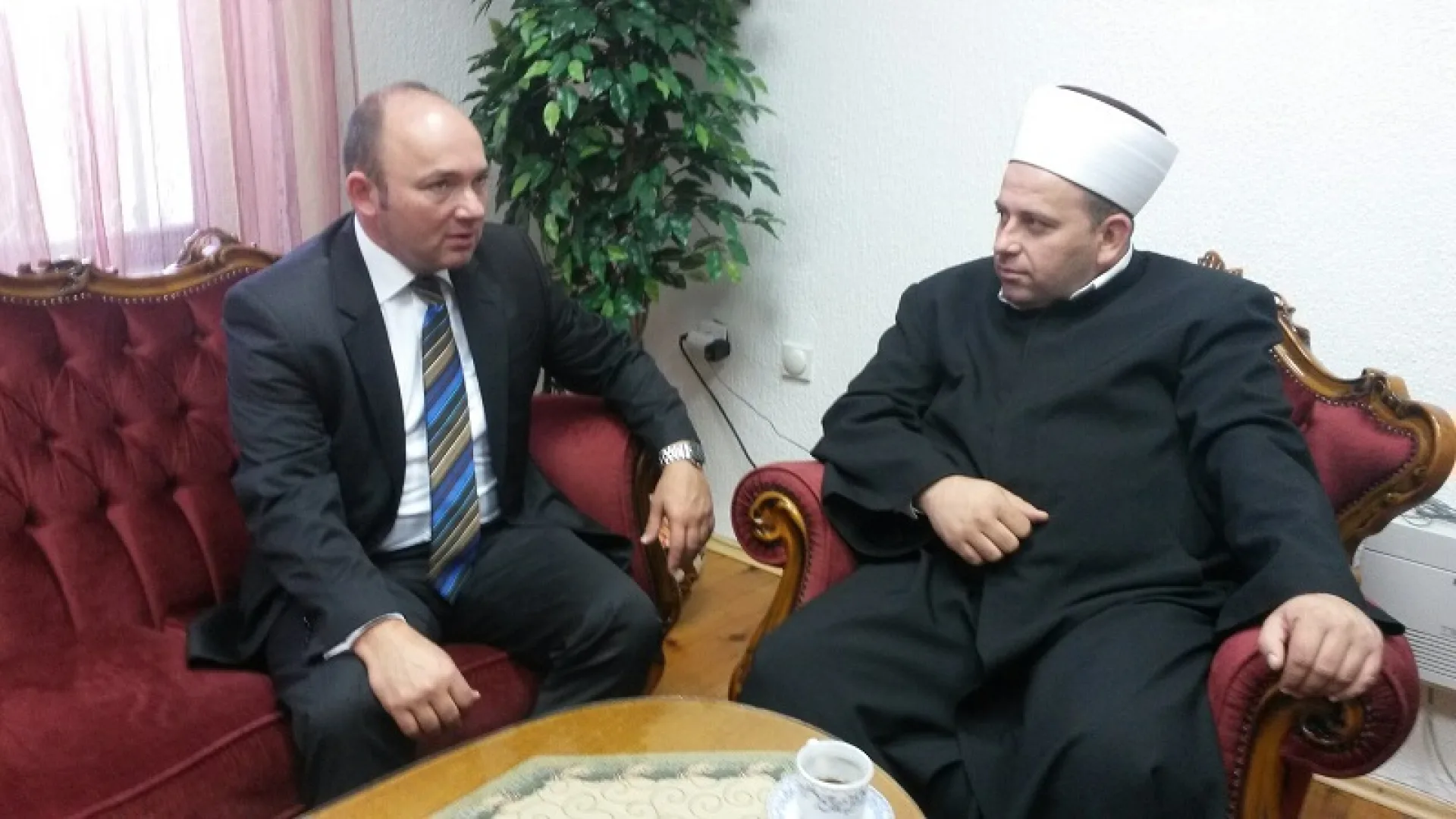 Reis Rifat ef. Fejzić primio u oproštajnu posjetu ambasadora Austrije