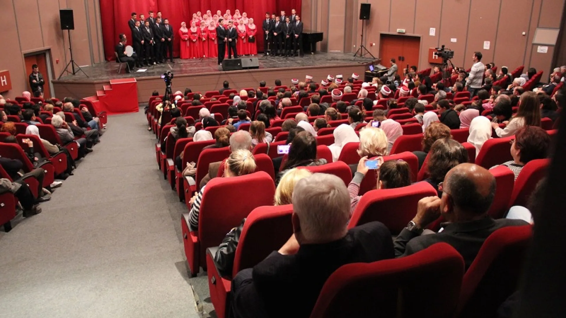 Manifestacija „Mjesec rođenja Poslanika a.s.“ u Ulcinju