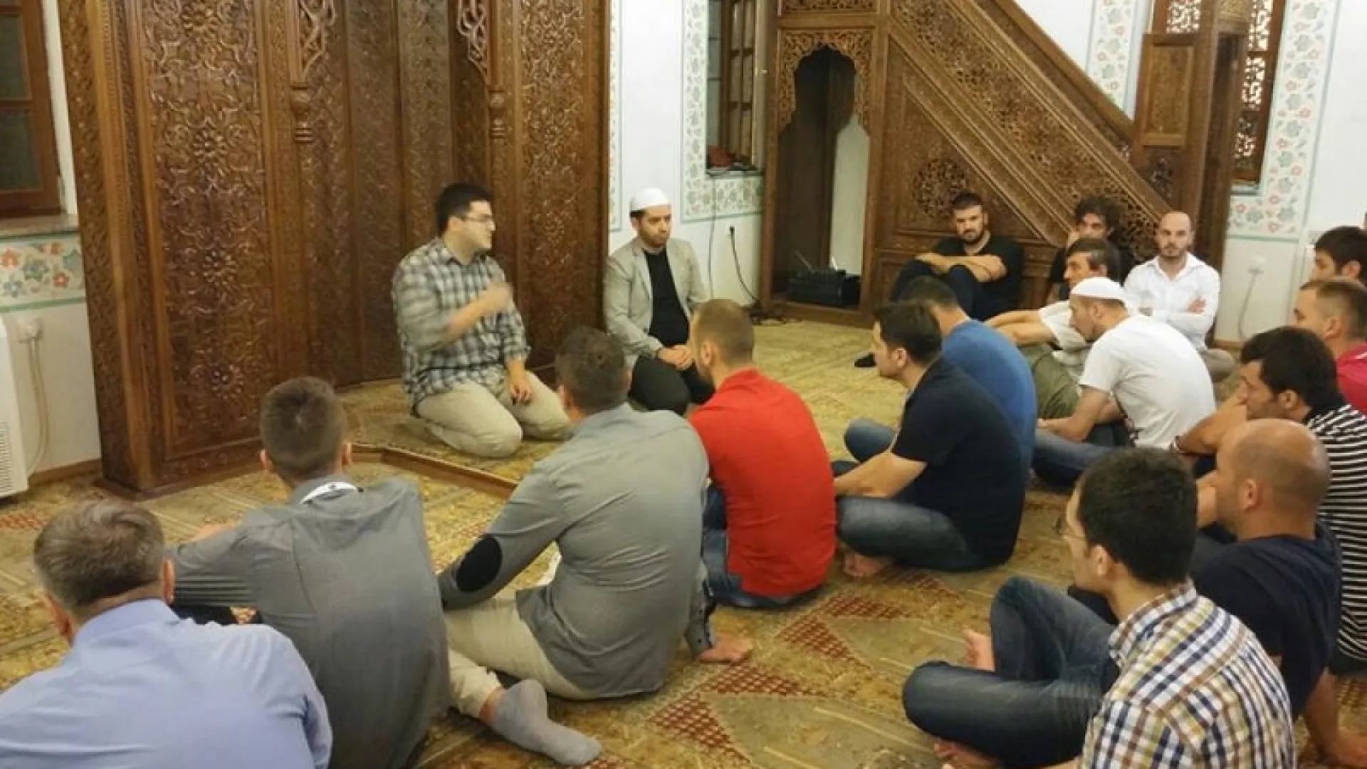 Generalni sekretar Islamske zajednice Fuad ef. Čekić održao predavanje u Osmanagića džamiji
