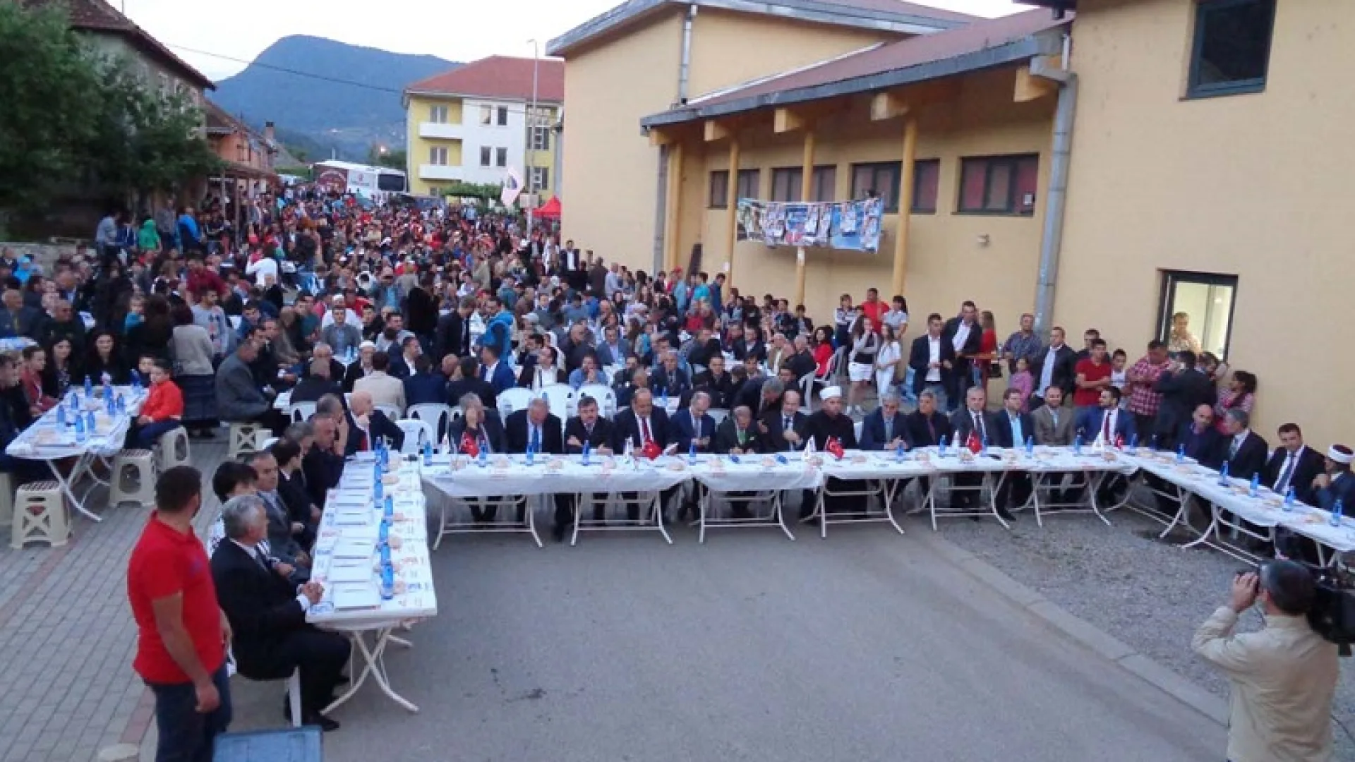 U Petnjici priređen veličanstven iftar za oko 2000 postača