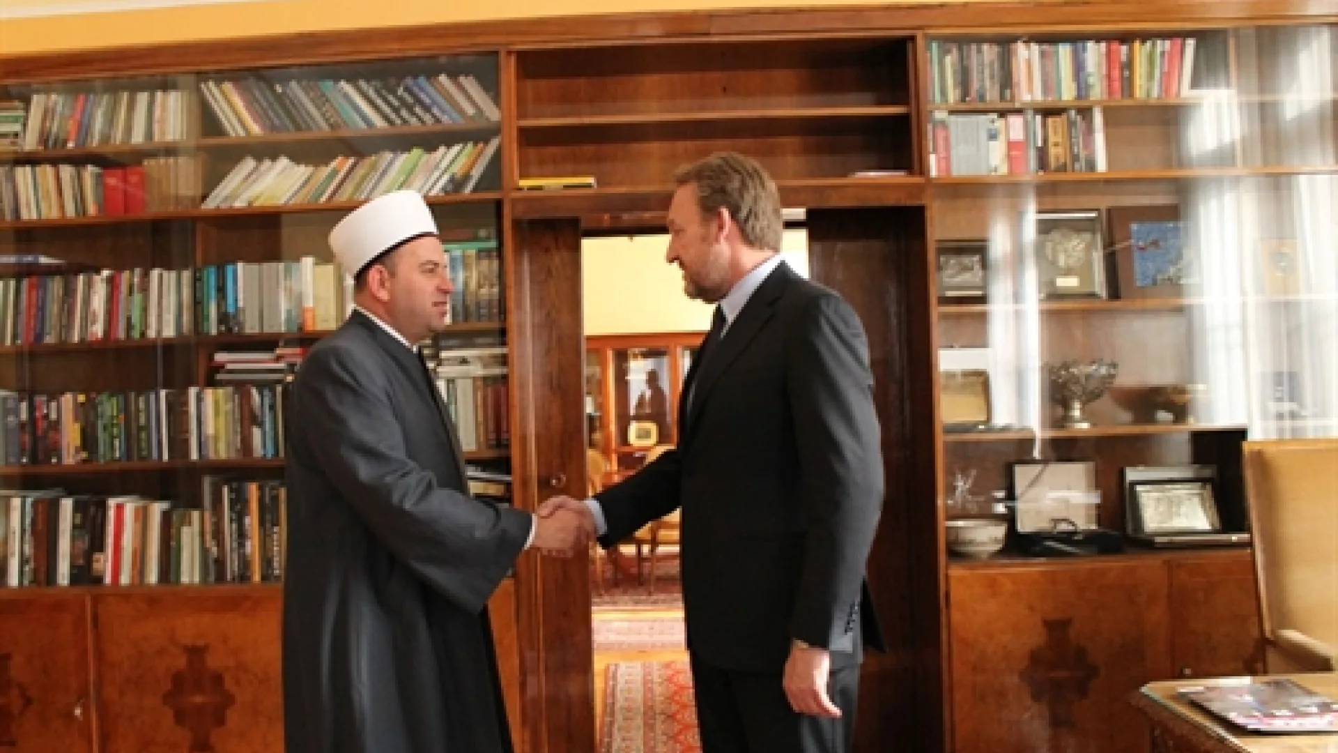 Član Predsjedništva BiH Bakir Izetbegović primio reisa Islamske zajednice u Crnoj Gori Rifata ef. Fejzića