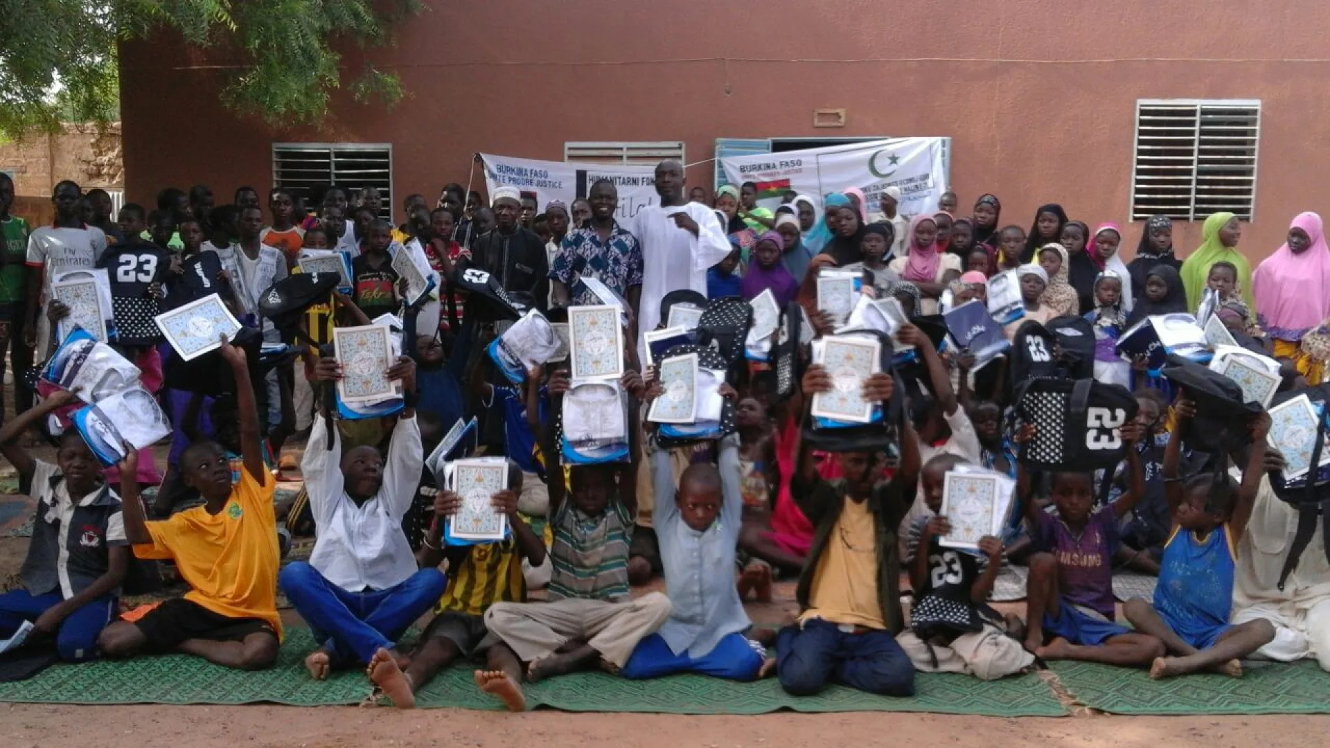 Burkina Faso - Pomoć Islamske zajednice u Crnoj Gori i fonda Hilal stigla