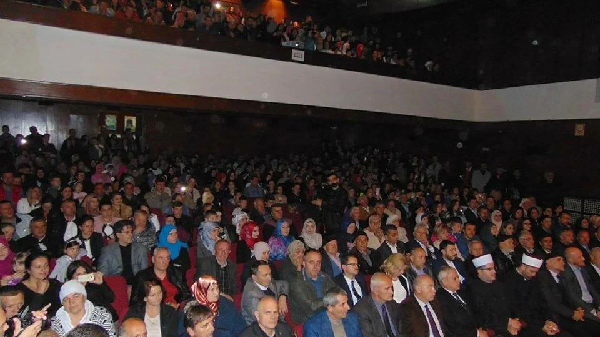 Svečana akademija maturantica druge generacije medrese Mehmed Fatih