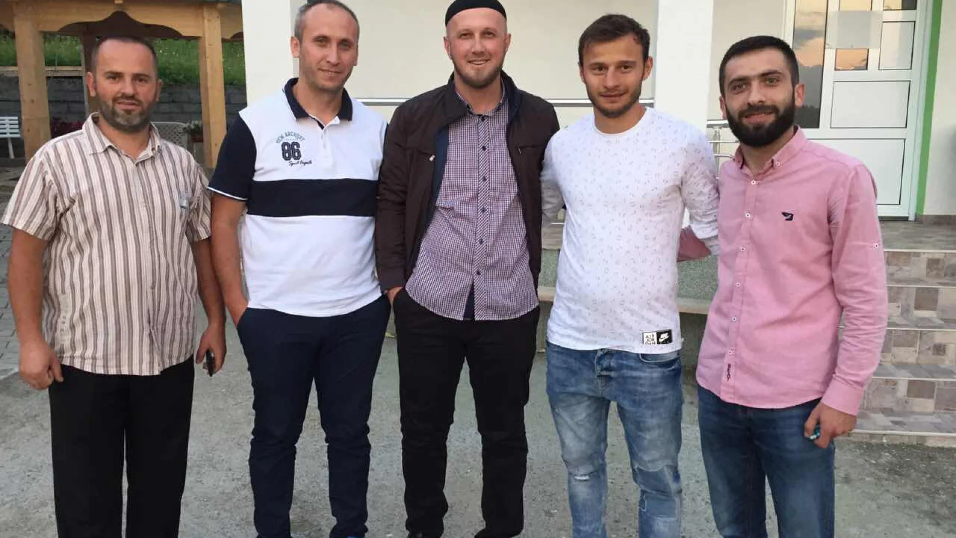 Proslavljeni fudbaler upriličio iftar u zavičaju