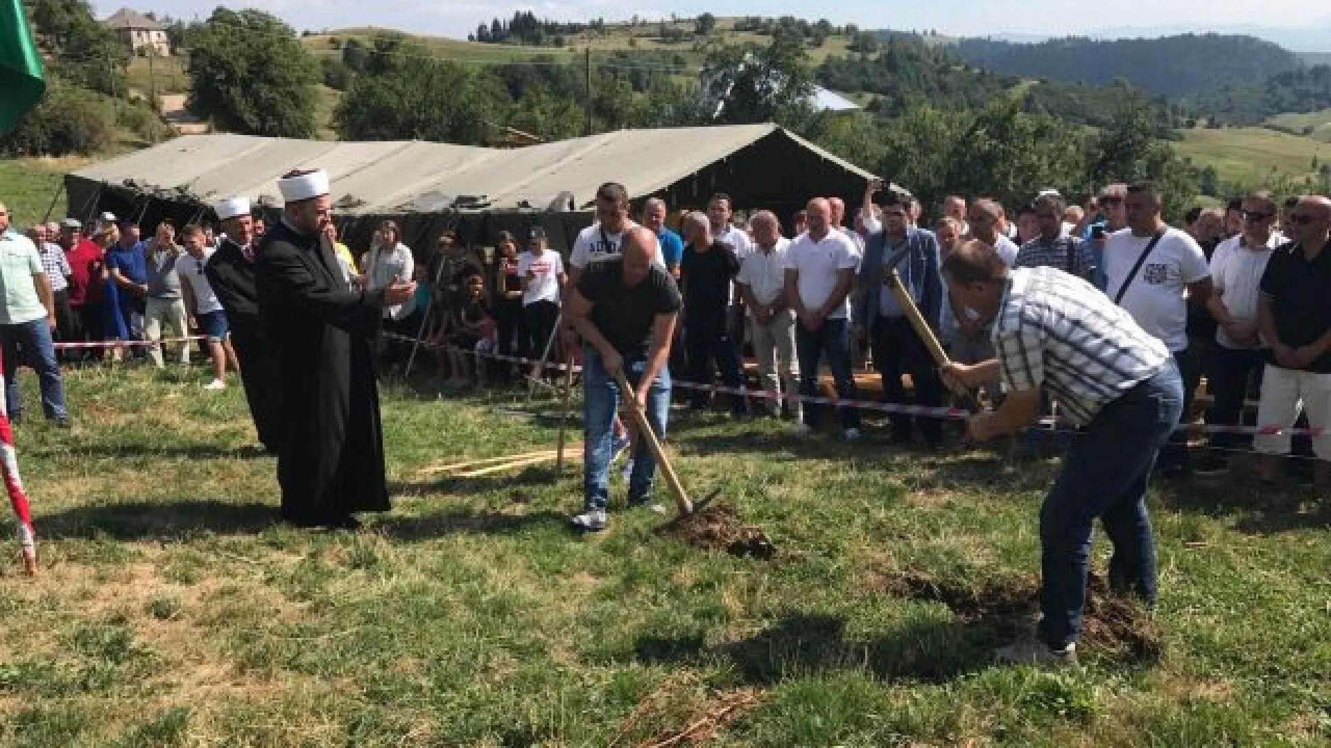 Postavljen kamen temeljac za izgradnju dzamije u selu Dobrodole