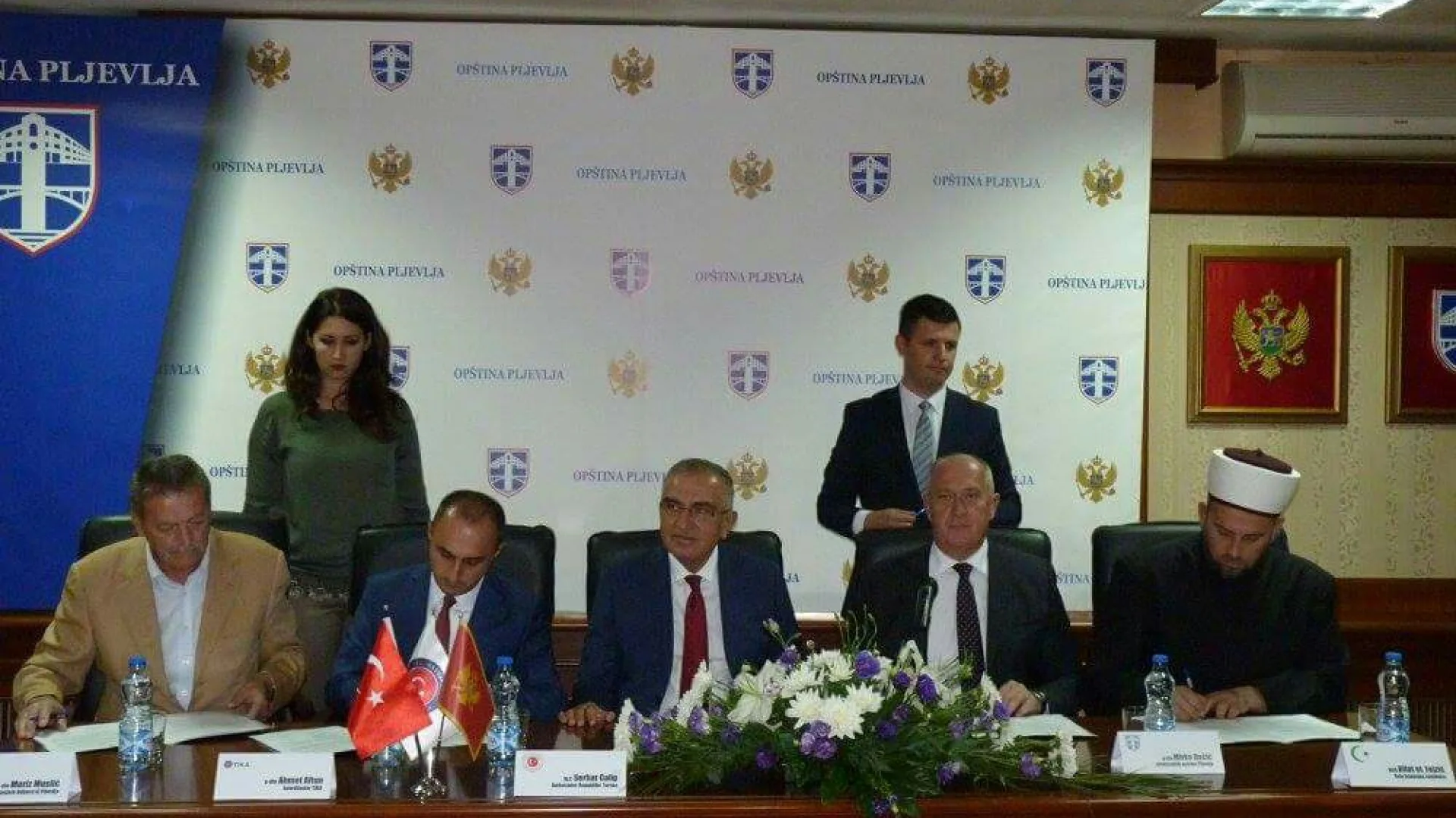 Potpisan protokol o saradnji na realizaciji projekta završetka haremskog zida Husein-Pašine džamije