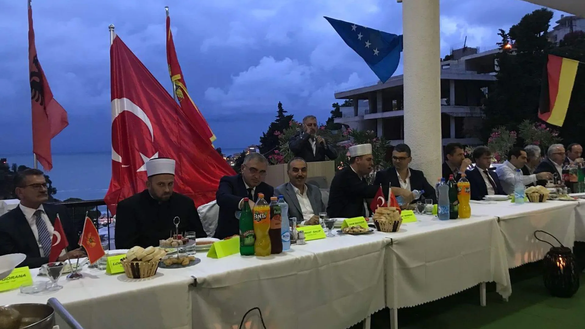 U shtrua iftar për 700 persona