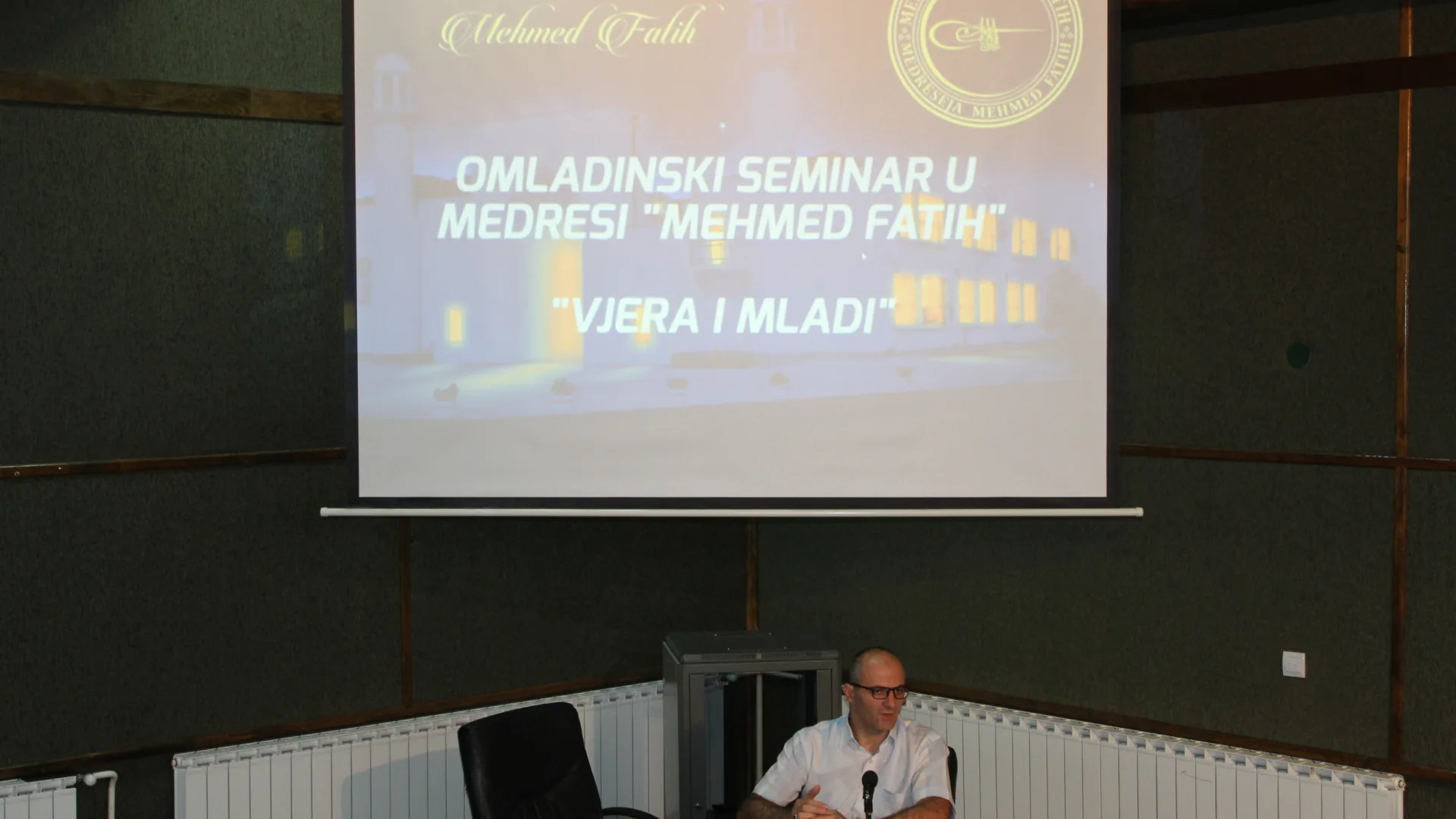 OMLADINSKI SEMINAR U MEDRESI