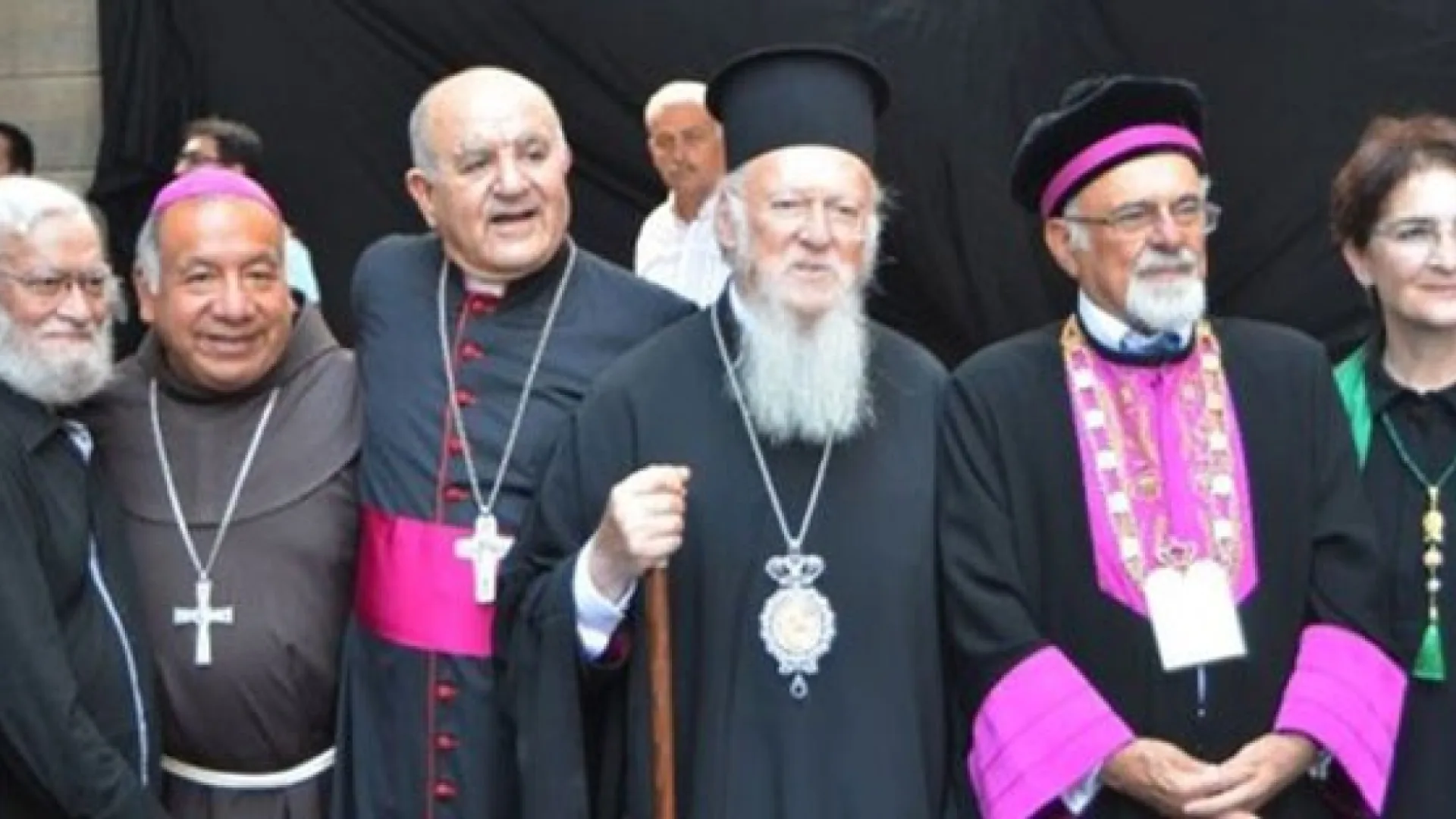 MANJINSKE ZAJEDNICE U TURSKOJ ODBACILE NAVODE O PRITISCIMA