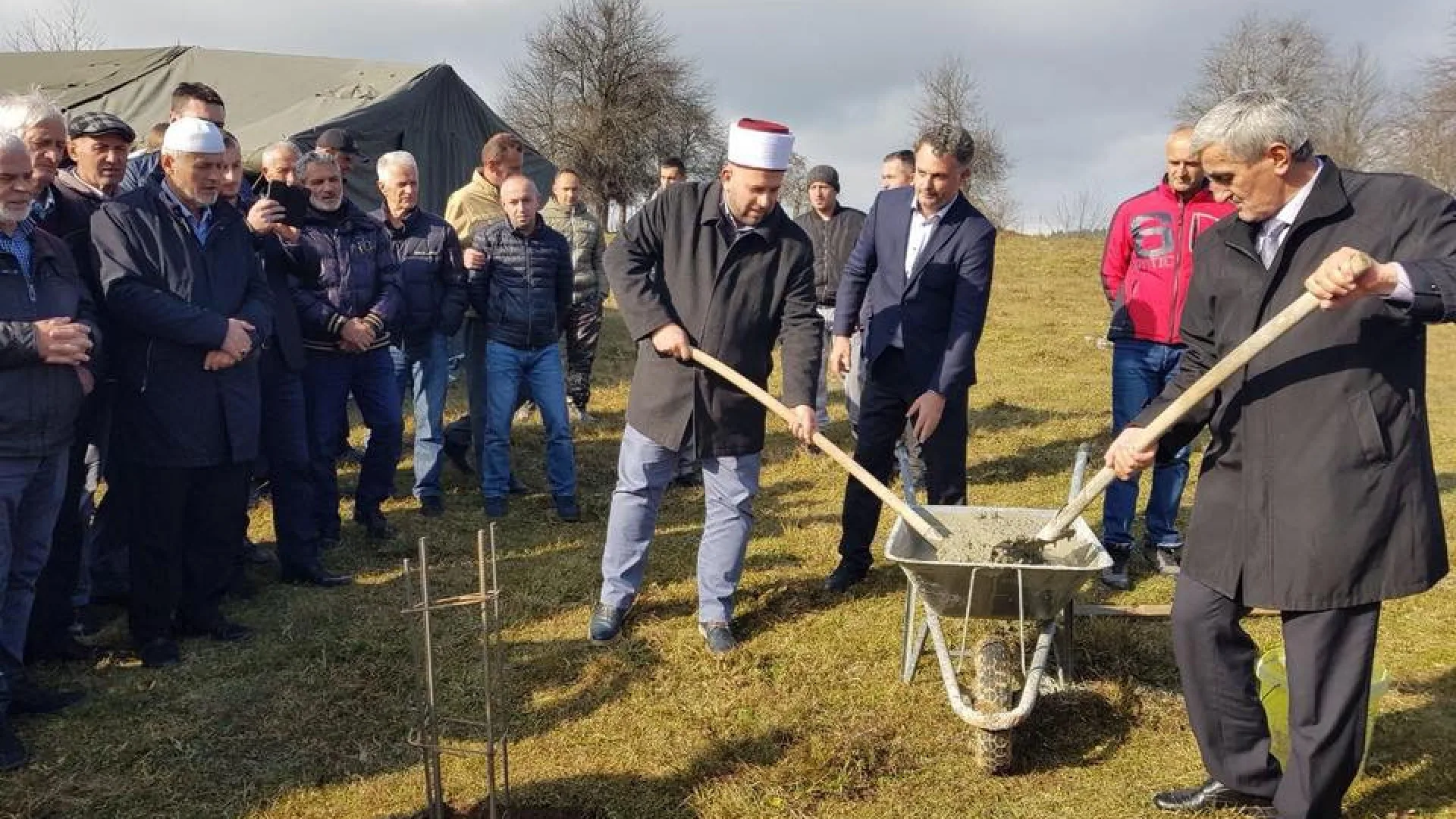 Kamen temeljac za džamiju u Sređanima