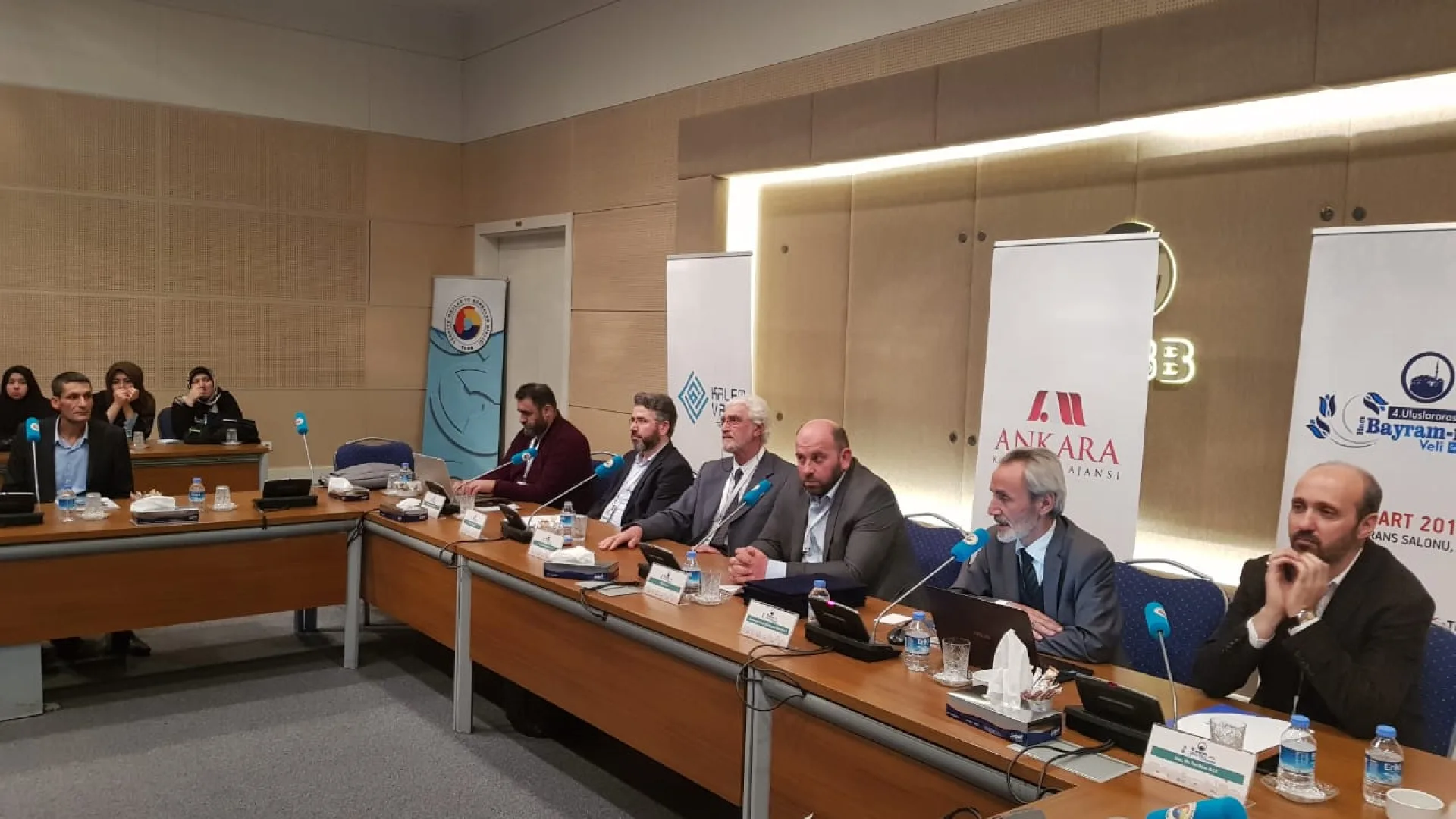 Reis Fejzić na Simpozijumu u Ankari