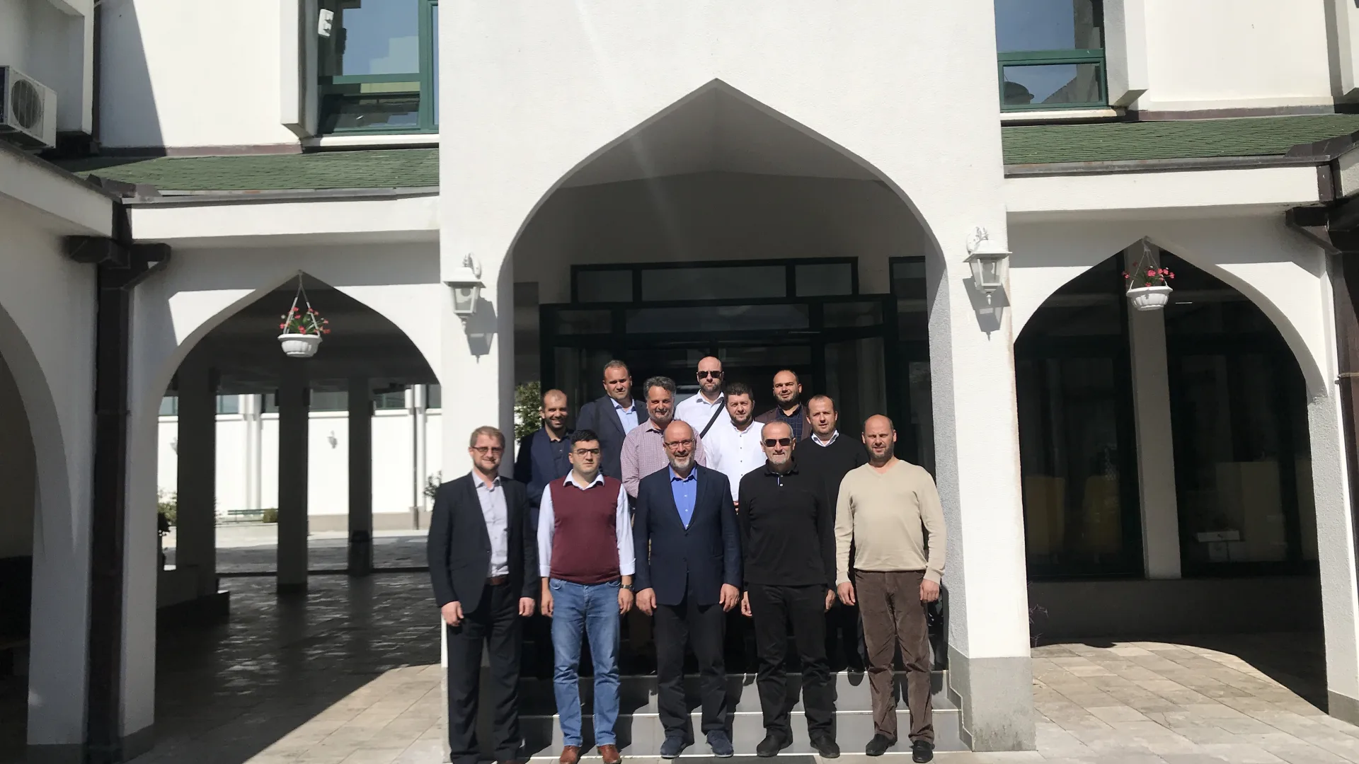 TRAVNIČKI MUFTIJA SA ČLANOVIMA SAVJETA MUFTIJSTVA BORAVIO U POSJETI ISLAMSKOJ ZAJEDNICI U CRNOJ GORI