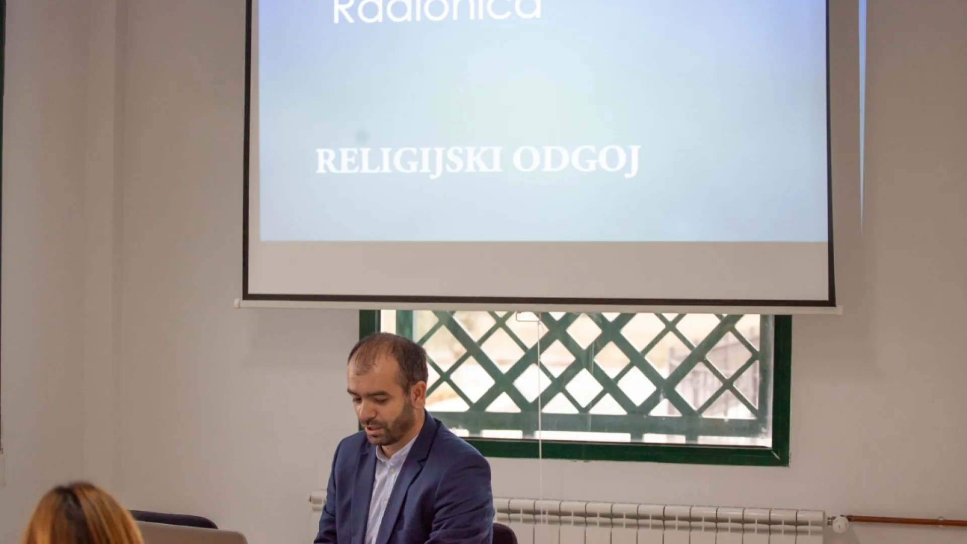 U MEDRESI “MEHMED FATIH” ODRŽAN SEMINAR ZA MLADE IZ BARA