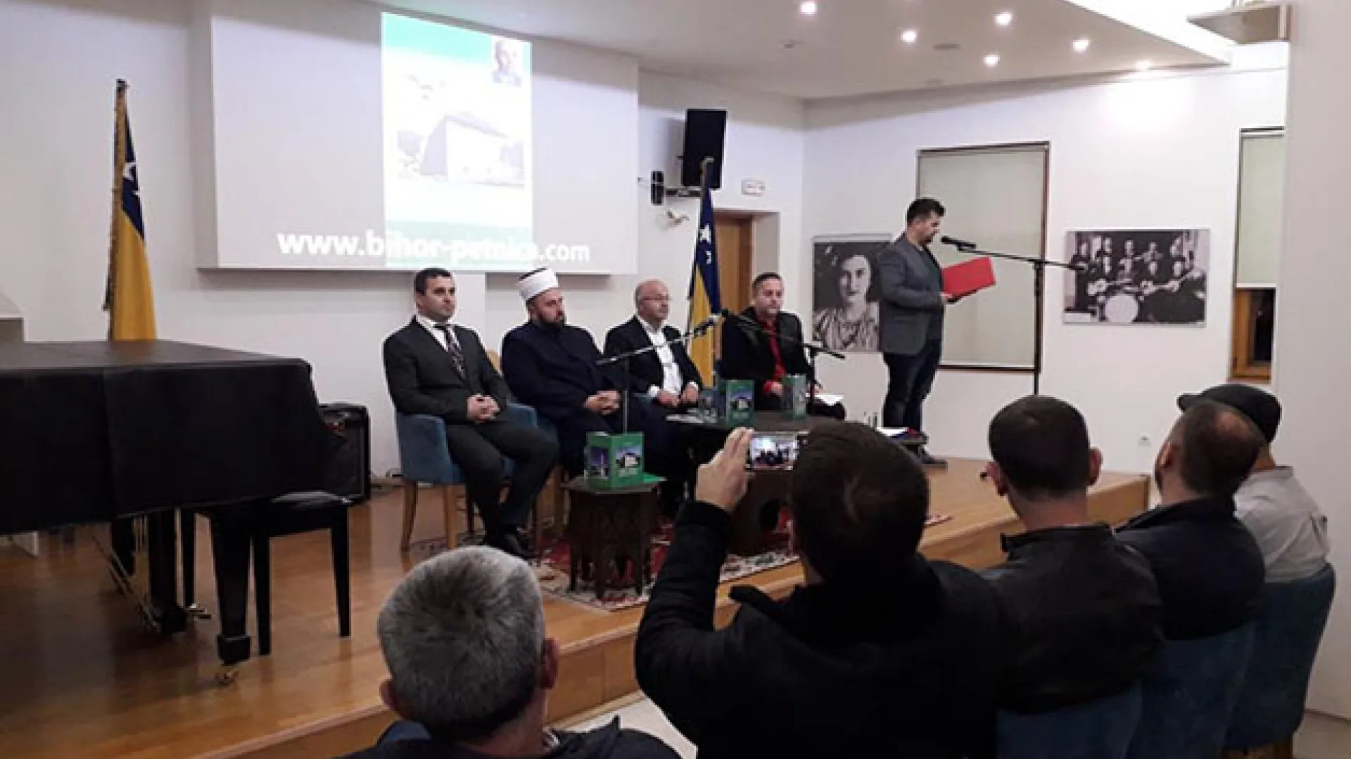REIS FEJZIĆ NA PROMOCIJI KNJIGE U BRČKOM