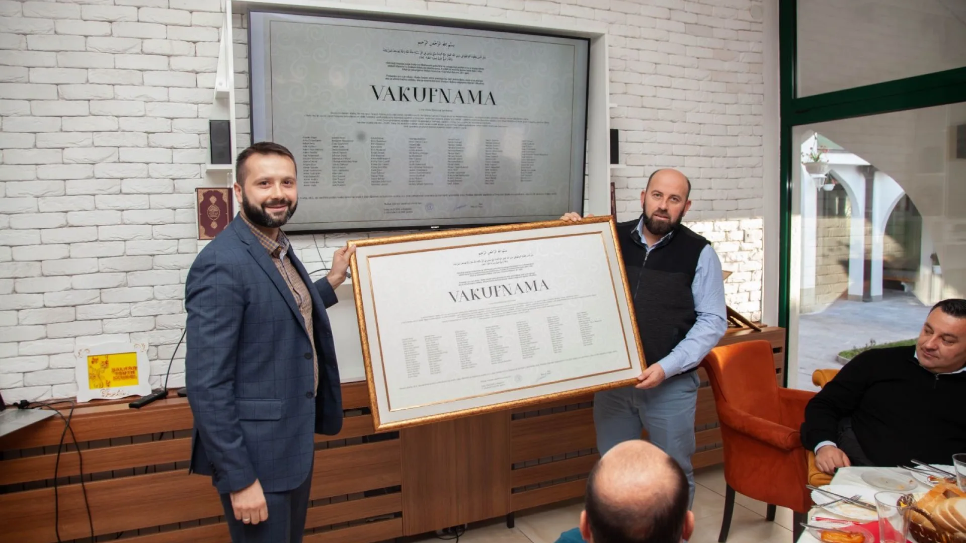 OTVOREN EDUKATIVNI CENTAR "DIVAN"