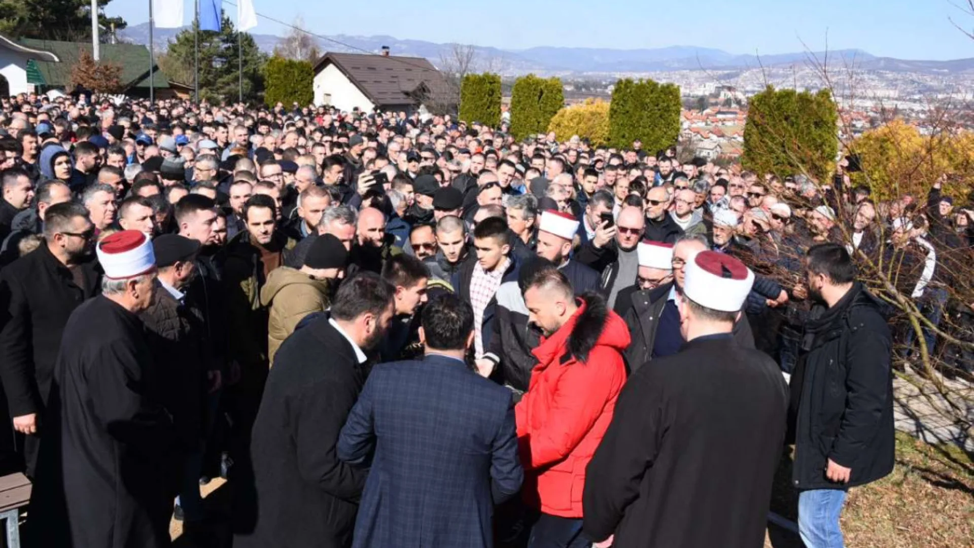 KLANJANA DŽENAZA ALMIRU ŠKRIJELJU