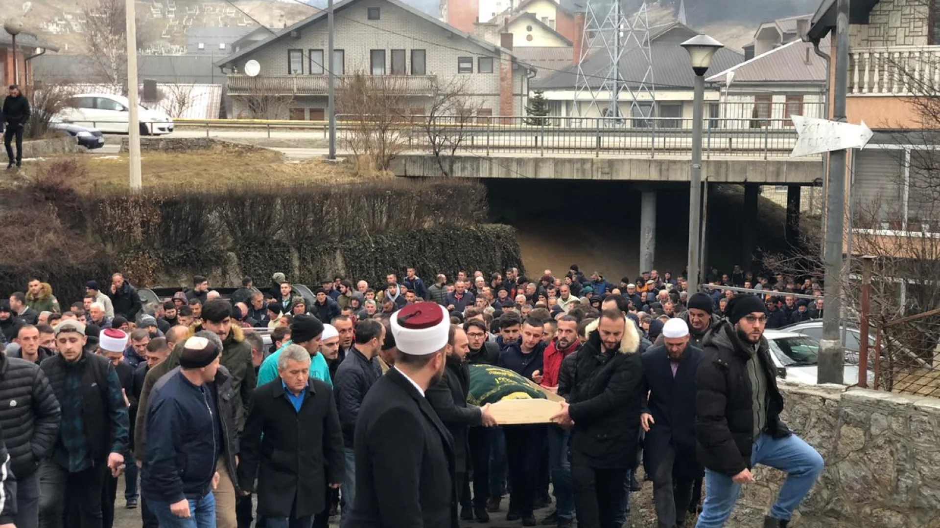 Alanu ef. Škrijelju klanjana dženaza