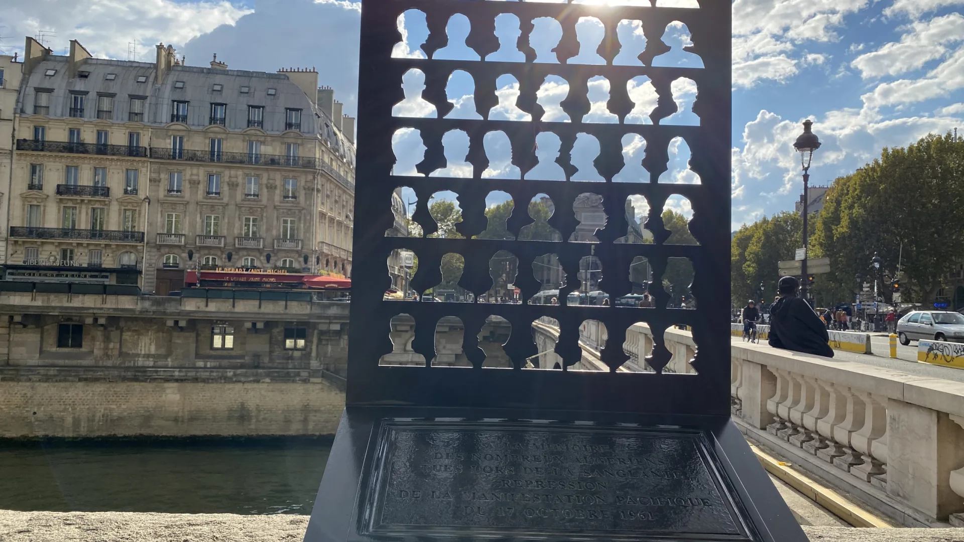 Dan kada je Senom tekla krv Alžiraca: Pariski masakr iz 1961. i dalje tabu tema u Francuskoj