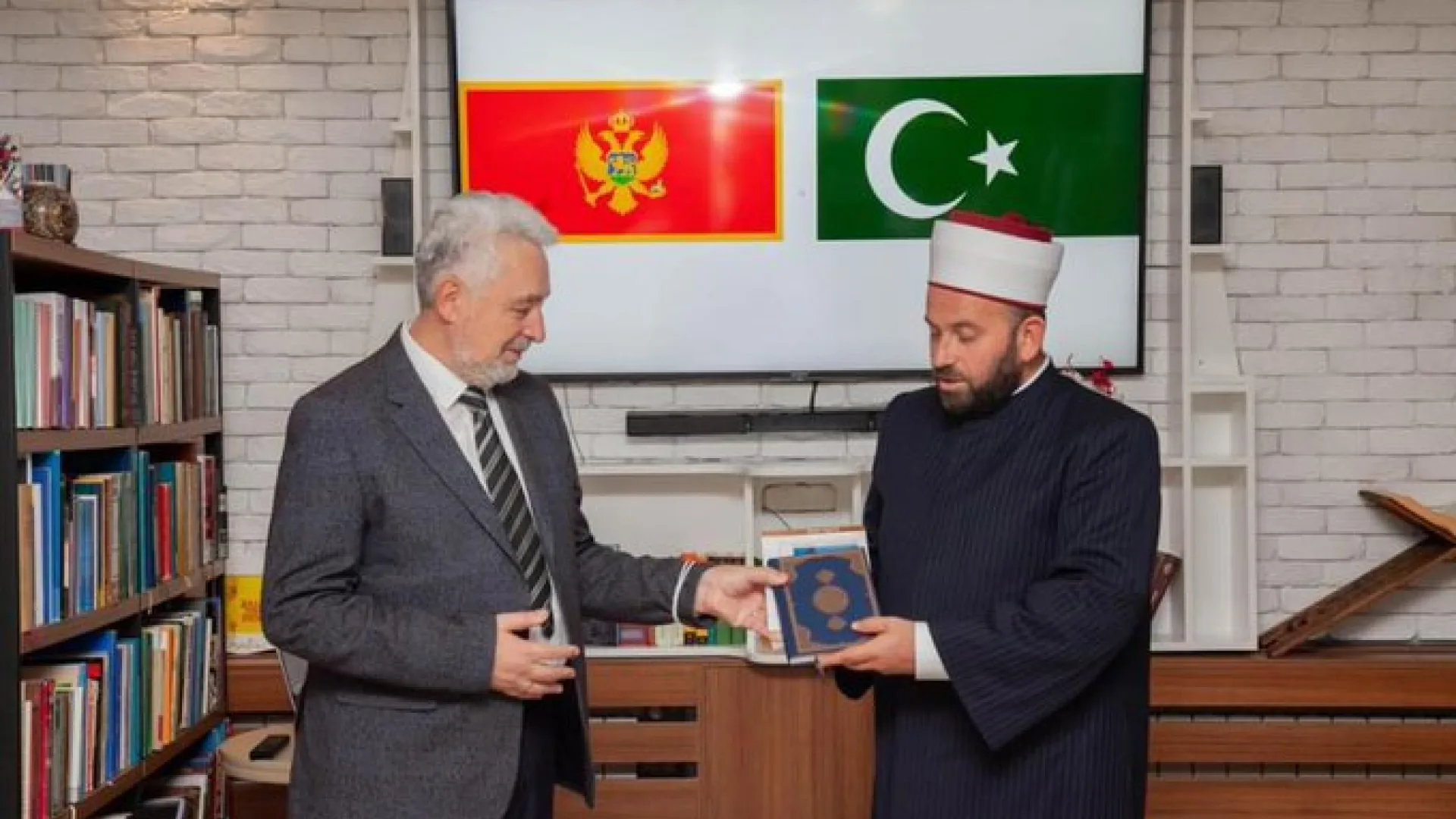 Reis Fejzić čestitao izbor Krivokapiću