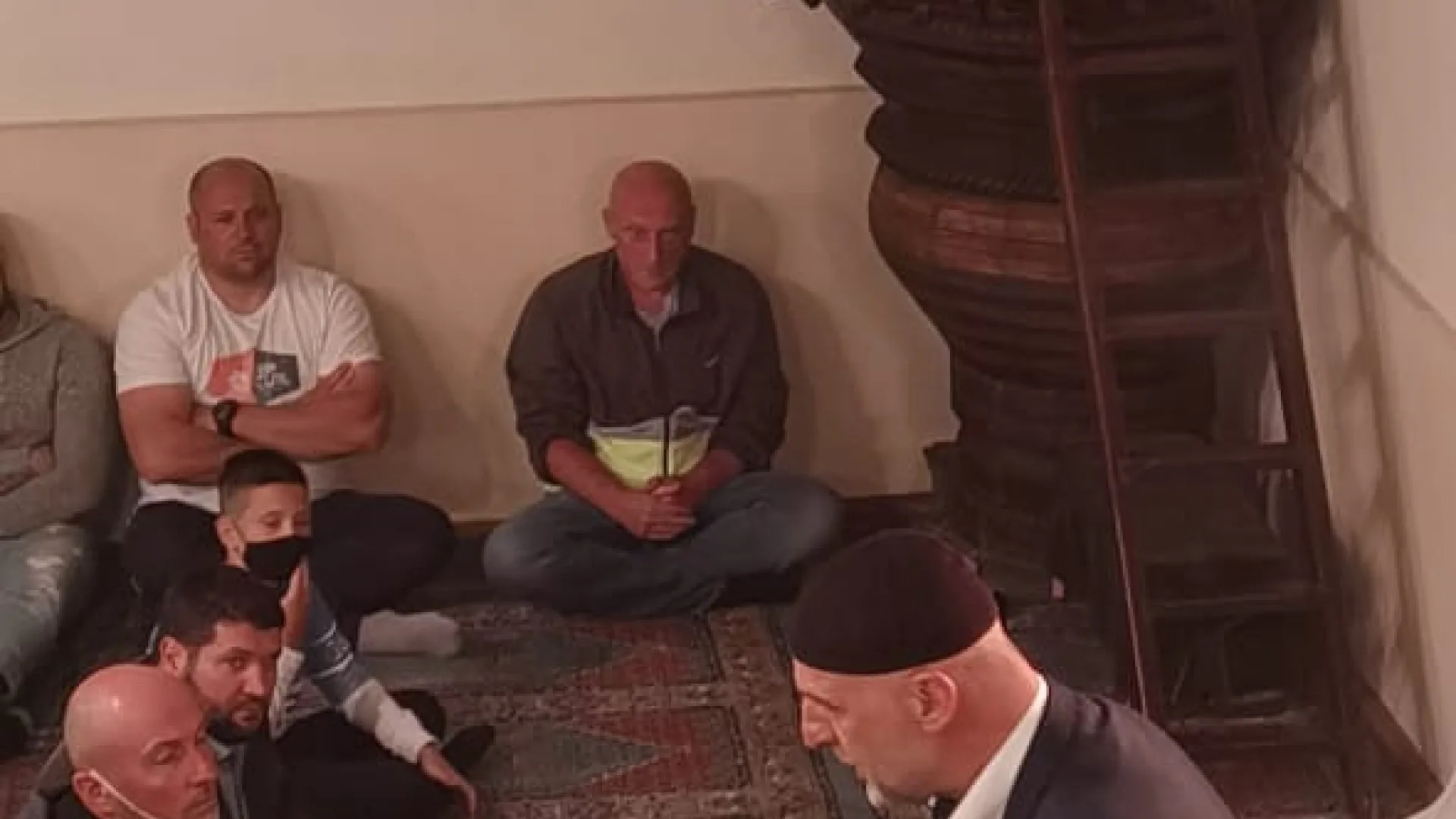 HFZ. BUGARI ODRŽAO PREDAVANJE U HUSEIN-PAŠINOJ DŽAMIJI U PLJEVLJIMA