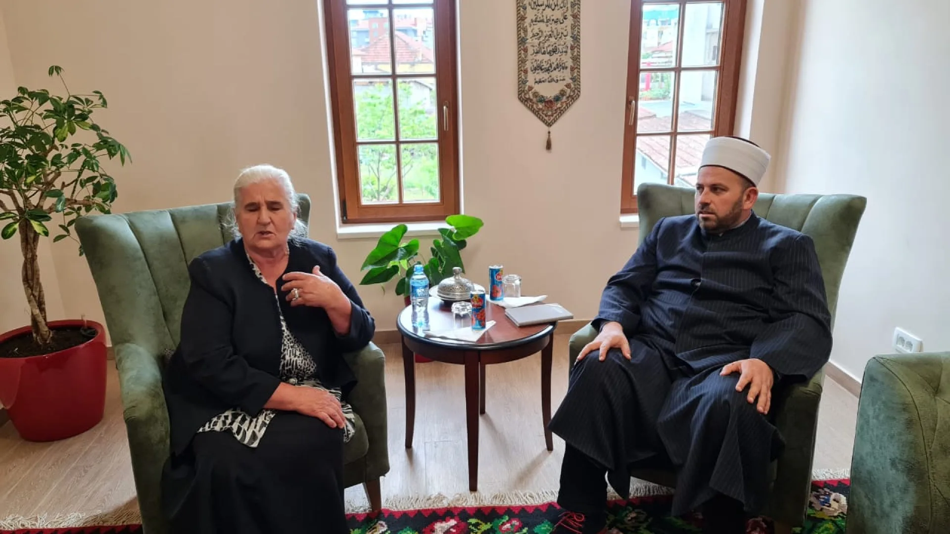 Majke Srebrenice sastale se sa Reisom Islamske zajednice