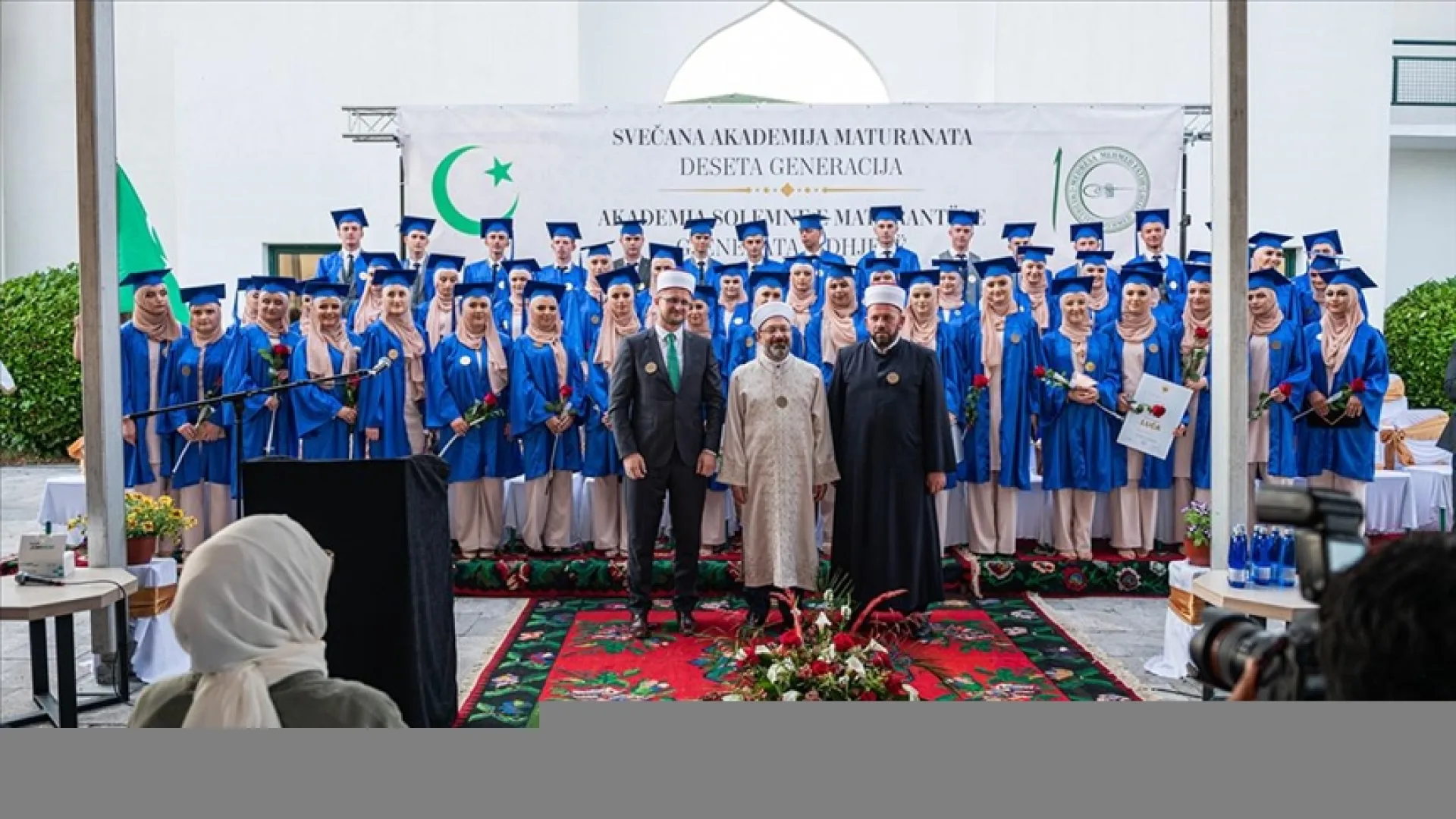MEDRESA “MEHMED FATIH” ISPRATILA DESETU GENERACIJU MATURANATA