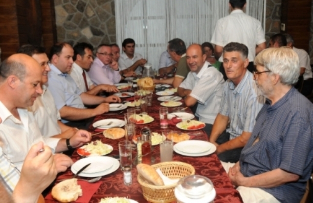 Ambasada BiH organizovala iftar