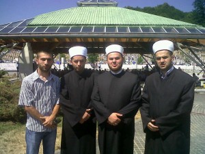 Izaslanici Mešihata Islamske zajednice u Crnoj Gori na dženazi u Srebrenici