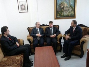 Ambasador Republike Turske Mehmet Niyazi Tanilir posjetio medresu "Mehmed Fatih" u Podgorici