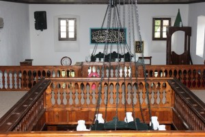 Enterijer Omerbašića džamije u Baru